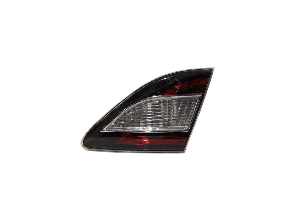 Mazda 6 08-12 Right Bootlid Light (Used)